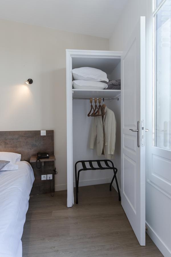 Logis Hotel - Le Petit Bellon Senlis  Kültér fotó